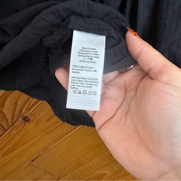 J. Crew Black Camisole Top Size Medium - Picture 4 of 4